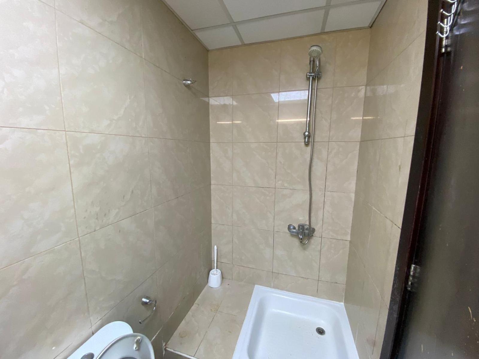 Budget Rooms With Private Bathroom For 'Girls' Only In Dubai, Marina Экстерьер фото